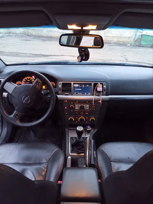 Разбираю opel векто с 2005 года, мотор 1,8. на данный момент есть все запчасти. макеевка. +79494836359 📲 tg: настюша 📞 звоните: +7(949)4836359 - фотография - 7