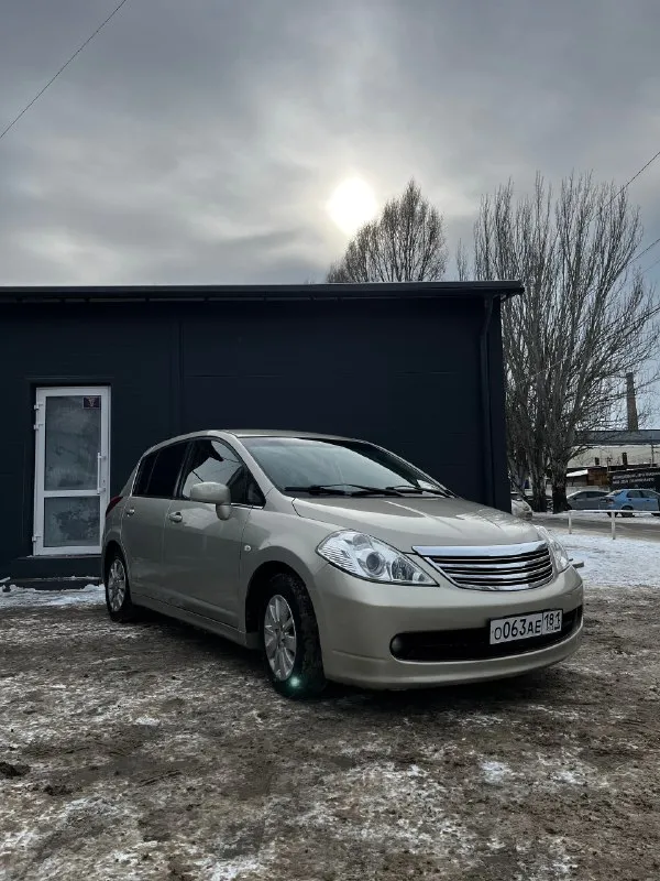 Продается nissan tiida в редкой комплектации axis. по техническим характеристикам: год выпуска - 200... - фотография