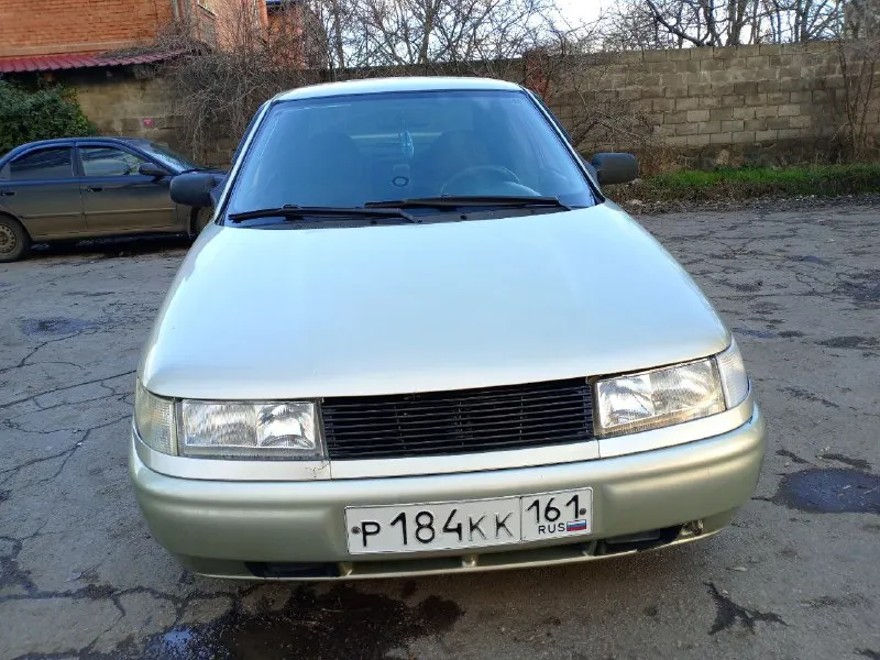 Продам автомобиль, ваз 2110,2006 год, авто в отличном состоянии вложений не требует вообще, мотор коробка в идеале, по ходовой части без нареканий, днище пороги целые, стаканы лонжероны всё в отличном состоянии. с документами полный порядок. цена 185 000 р торг на бак бензина. +79496075009 - фотография - 1