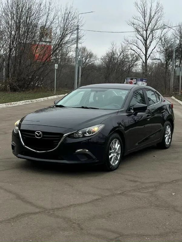 Mazda 3 (bm) 2013 года выпуска (куплена в 2014) двигатель - 1.6 at владельцы - 2 физ. лица за все время родной пробег - 144.000 км автомобиль в заводском окрасе техника в идеальном состоянии. ходовая без стуков и всего прочего, мотор на отлично, коробка работает шикарно. заказ наряды на обслуживание имеются. стоит сигнализация starline s96v2 c gps с автозапуском и приложением на телефоне, с возможностью удаленно заводить, глушить, открывать и тд. стоит хорошая музыка, устанавливали в студии звука «медведь» с подключением сабвуфера и доп динамиков в штатные места. +7(949)380-42-08 цена: 1.200.000₽ 📞 звоните: +7(949)3804208 - фотография - 2