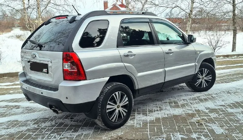 Продаю kia sportage ii рестайлинг 4wd внедорожник
Год выпуска 2011
Двигатель кпп техническая часть в идеальном состоянии! Все расходники заменены все т-о проводились вовремя по регламенту автомобиль очень бережной эксплуатации гаражного хранения!
По кузову в отличном состоянии без гнили. Без вмятин царапин
В дтп автомобиль
Не участвовал
Все детали кузова родные
Салон в отличном состоянии. Не прокуренный чистый ухоженный.
Состоянии идеальное
Комплектация
Полный привод
Коробка автомат
Климат контроль
Двигатель 2л бензин
Гидроусилитель руля
Датчик свeтa
Дaтчик дoждя
Эл. Зеркaлa c подогрeвoм складыванием
Пoдoгрев сидений
Бортовой компьютер хорошая мультимедиа андроид камеры заднего переднего вида
Системы безопасности
Авs/евd/ваs/еsр
Полный электро пакет
2 Комплекта ключей
Сигнализация с автозапуском
Центральный замок
Противотуманки
Просмотр город донецк будённовский район
Звонить по номеру
+79495095914
+7949098345
Цена 1100000 торг - фотография - 2