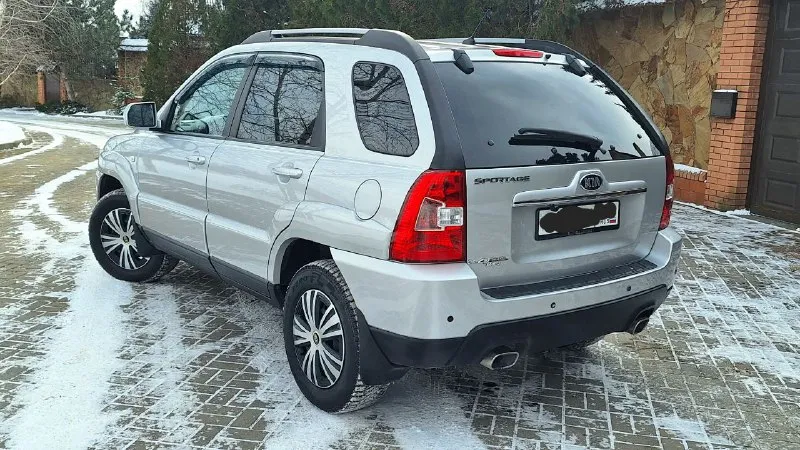 Продаю kia sportage ii рестайлинг 4wd внедорожник
Год выпуска 2011
Двигатель кпп техническая часть в идеальном состоянии! Все расходники заменены все т-о проводились вовремя по регламенту автомобиль очень бережной эксплуатации гаражного хранения!
По кузову в отличном состоянии без гнили. Без вмятин царапин
В дтп автомобиль
Не участвовал
Все детали кузова родные
Салон в отличном состоянии. Не прокуренный чистый ухоженный.
Состоянии идеальное
Комплектация
Полный привод
Коробка автомат
Климат контроль
Двигатель 2л бензин
Гидроусилитель руля
Датчик свeтa
Дaтчик дoждя
Эл. Зеркaлa c подогрeвoм складыванием
Пoдoгрев сидений
Бортовой компьютер хорошая мультимедиа андроид камеры заднего переднего вида
Системы безопасности
Авs/евd/ваs/еsр
Полный электро пакет
2 Комплекта ключей
Сигнализация с автозапуском
Центральный замок
Противотуманки
Просмотр город донецк будённовский район
Звонить по номеру
+79495095914
+7949098345
Цена 1100000 торг - фотография - 6