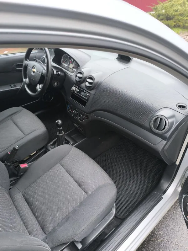 Продам шевролет авео год 2007 мотор 1.5 механика, пробег 173000 км цена 440000 автомобиль в хорошем состоянии, двигатель, коробка работают исправно. кондиционер, стеклоподъёмники, хорошая зимня резина, один хозяин. дмитрий+79495958974 донецк. 📞 🇷🇺 звоните: +79495958974 - фотография - 7