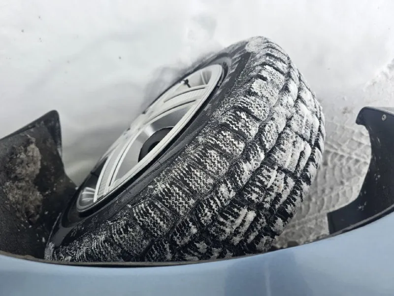 В продаже chevrolet lanos 1.5 mt 2008год. установлено гбо4. автомобиль в достойном состоянии не требует не каких вложений, мотор после капитального ремонта проехал 20т. км. так же заменено сцепление (valeo) ходовая полностью обслужена не чего не стучит, резина и диски новые ! салон в качественных чехлах, хорошая акустика, полностью новая led оптика. кузов в достойном состоянии, мелкие нюансы есть, варить не чего не нужно! кому нужен живой ланос на газу звоните, документы в полном порядке! обмен не интересует! цена 285000руб. торг возле багажника ! тел. +79493857537 г. харцызк 📞 звоните: +7(949)3857537 - фотография - 8