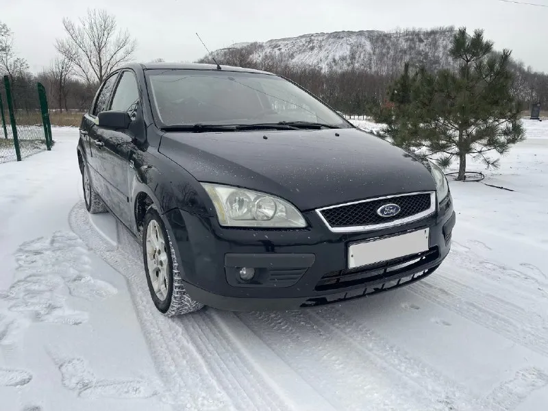 Продам ford focus 2 2007 года выпуска 1.8 автомобиль в хорошем внешнем и техническом состоянии! по салону все чистенько и опрятно, по электрике работает всё! по комплектации: климат контроль, гур, 4 эсп, обогрев заднего стекла, abs, esp, хорошая магнитола sony, парктроник! юридические чистая, залогов и штрафов нет! переоформление без проблем! вопросы по телефону! +79495789736 цена 485 тыс. осмотр город макеевка. 📞 звоните: +7(949)5789736 - фотография - 3