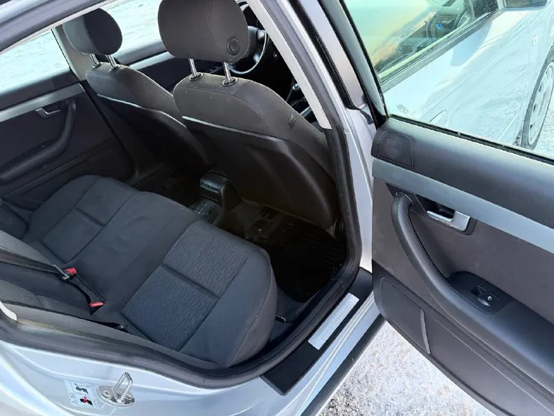 Audi a4 b7, 2004 г. пробег: 192 000 км двигатель: 1.6 л, бензиновый, атмосферный, без турбины коробка передач: механическая автомобиль в хорошем состоянии: - двигатель работает ровно, без посторонних шумов и ошибок - коробка передач переключается четко - ходовая часть без стуков - полностью обслужен, готов к эксплуатации без дополнительных вложений - пройден техосмотр, готов к постановке на учет в мрэо цена: 600 000 руб. город: донецк контакты: +7 949 371-08-26 (есть telegram) по запросу вышлем видеообзор автомобиля. 📲 tg: @oleg_bbb1 📞 звоните: +7(949)3710826 - фотография - 10