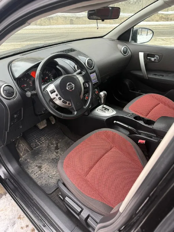 В продаже ! nissan кашкай 🚀 ✅2008 год ✅двигатель 2.0 работает хорошо ✅пробег 181 т. реальный, любые проверки ✅2 владелец за все время эксплуатации ✅ коробка ctv работает идеально ✅зеленая автотека ✅по технической части без каких либо нареканий ✅ все элементы кузова оригинальные, освещение и остекление родное ( в том числе и лобовое стекло ) в пред. максимальной комплектации : -датчик света, дождя -полный электропакет -подогрев сидений, зеркал и лобового стекла -2х зонный климат -круиз контроль есть все для комфортной езды цена 890 000 т. т. +79490784915. 📞 звоните: +7(949)0784915 - фотография - 7