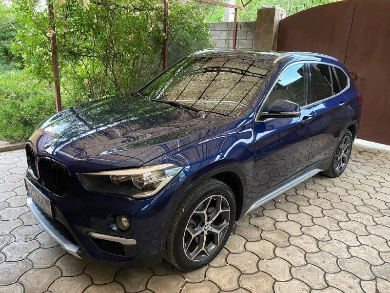 Bmw x1, 28ix; 2016 г. в. двигатель b46o, 2.0 л твинтурбо бензин, 231 л. с, привод полный ; не требует вложений. динамичная и комфортная машина. пробег 125 тыс. км. один владелец после пригона из сша на протяжении 3 лет. максимальная комплектация, ассистент парковки, черный потолок, подогрев руля, сидений, проекция на лобовое. бережная эксплуатация, ездила девушка. салон в отличном состоянии. недавно пройдено то (масло, фильтра). есть зимняя резина pirelli ice-zero в отличном состоянии. цена 2,3 млн. , разумный торг. тел. +7 949 3004197 - фотография - 5