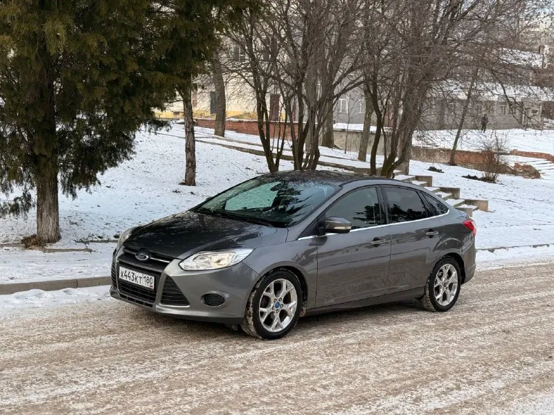 Г. донецк +79490825517 продам ford focus 3 2012 год 🔥 комплектация sel 🔥 мотор 2.0 156 лс 🔥 пробег 230.00 🔥 автотека зеленая 🍏 акпп автомат 🔥 возможен обмен 🍏 автомобиль в идеальном состоянии, 2 собственника 🔥 очень редкая комплектация sel которая шла на рынок usa 🔥 кожаные сиденье с электрорегулировками🔥 заводская акустическая система со встроеным саббуфером 🔥 контурная подсветка салона заводская, никаких колхозов с рынка 🔥с возможностью выбора цвета и регулировкой яркости 🔥 подвеска мячик 🔥 посторонние шумы скрипы отсутствует 🔥 r17 диски хромированные с новой зимней резиной 🔥 авто действительно в очень хорошем состоянии, таких на рынке очень мало, а с такой комплектацией и вовсе не встречал 🔥 любые ваши проверки только приветствуются 🔥 я собственник, продаже в приоритете с переоформлением 🔥 так же уже на авто готова диагностическая карта, так что в мрео смело без проблем можно переоформлять, ездить и проходить то не надо цена автомобиля 890.000 - фотография - 2