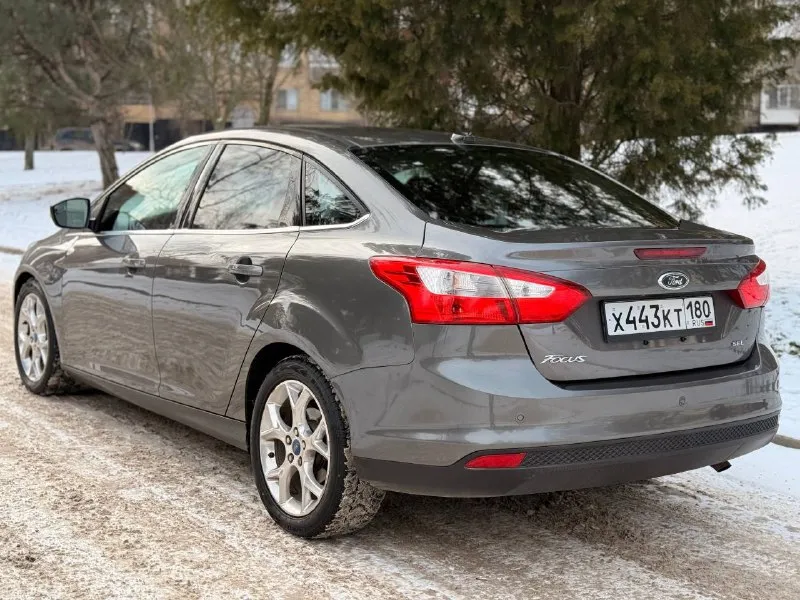 Г. донецк +79490825517 продам ford focus 3 2012 год 🔥 комплектация sel 🔥 мотор 2.0 156 лс 🔥 пробег 230.00 🔥 автотека зеленая 🍏 акпп автомат 🔥 возможен обмен 🍏 автомобиль в идеальном состоянии, 2 собственника 🔥 очень редкая комплектация sel которая шла на рынок usa 🔥 кожаные сиденье с электрорегулировками🔥 заводская акустическая система со встроеным саббуфером 🔥 контурная подсветка салона заводская, никаких колхозов с рынка 🔥с возможностью выбора цвета и регулировкой яркости 🔥 подвеска мячик 🔥 посторонние шумы скрипы отсутствует 🔥 r17 диски хромированные с новой зимней резиной 🔥 авто действительно в очень хорошем состоянии, таких на рынке очень мало, а с такой комплектацией и вовсе не встречал 🔥 любые ваши проверки только приветствуются 🔥 я собственник, продаже в приоритете с переоформлением 🔥 так же уже на авто готова диагностическая карта, так что в мрео смело без проблем можно переоформлять, ездить и проходить то не надо цена автомобиля 890.000 - фотография - 3