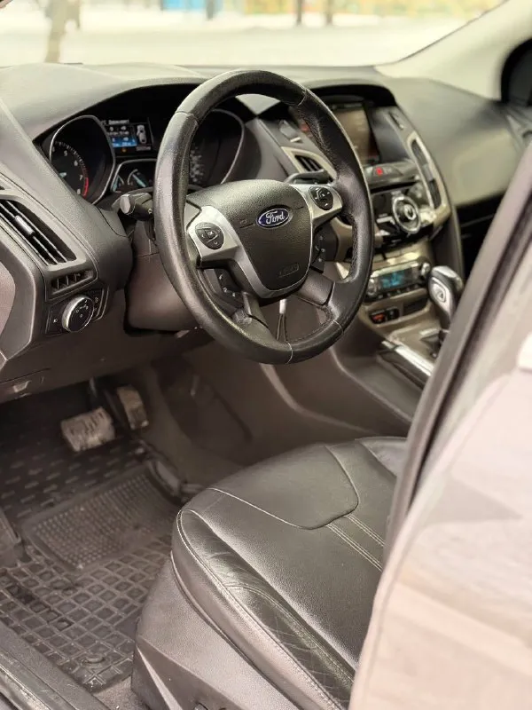 Г. донецк +79490825517 продам ford focus 3 2012 год 🔥 комплектация sel 🔥 мотор 2.0 156 лс 🔥 пробег 230.00 🔥 автотека зеленая 🍏 акпп автомат 🔥 возможен обмен 🍏 автомобиль в идеальном состоянии, 2 собственника 🔥 очень редкая комплектация sel которая шла на рынок usa 🔥 кожаные сиденье с электрорегулировками🔥 заводская акустическая система со встроеным саббуфером 🔥 контурная подсветка салона заводская, никаких колхозов с рынка 🔥с возможностью выбора цвета и регулировкой яркости 🔥 подвеска мячик 🔥 посторонние шумы скрипы отсутствует 🔥 r17 диски хромированные с новой зимней резиной 🔥 авто действительно в очень хорошем состоянии, таких на рынке очень мало, а с такой комплектацией и вовсе не встречал 🔥 любые ваши проверки только приветствуются 🔥 я собственник, продаже в приоритете с переоформлением 🔥 так же уже на авто готова диагностическая карта, так что в мрео смело без проблем можно переоформлять, ездить и проходить то не надо цена автомобиля 890.000 - фотография - 8