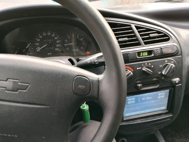 Продам chevrolet ланос 2008г 1,5 бензин есть гур, стеклоподъёмники, центральный замок, ева коврики,... - фотография