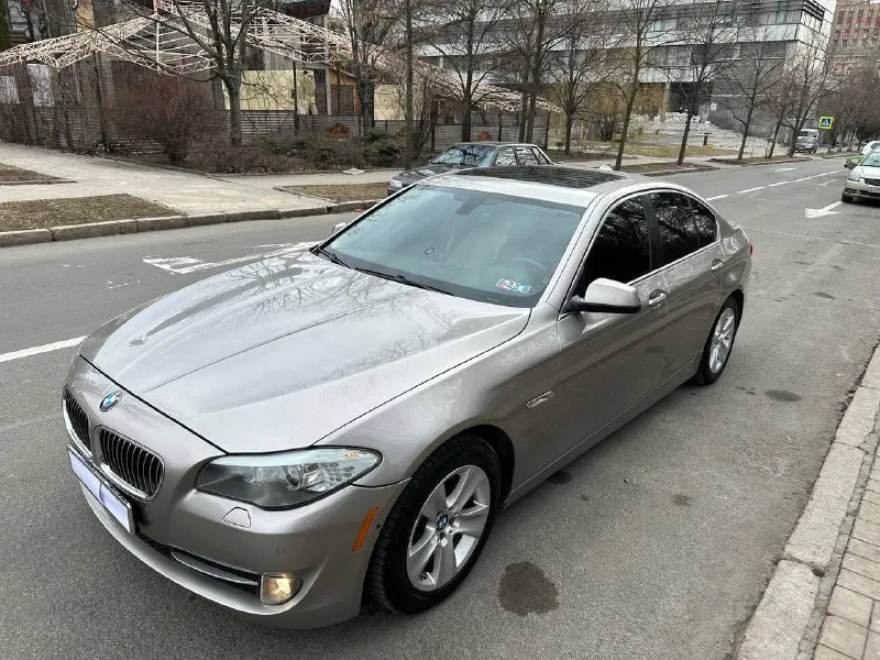 В продаже автомобиль марки bmw f10, 2012, 2 l, бензин, би- турбо, автомат, полный привод. пробег -21... - фотография
