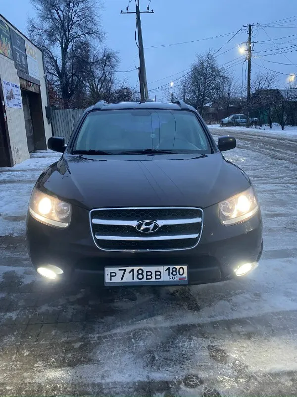 Продам hyundai санта фе 2 2008года дорест (7 мест) мотор2.7 механика, полный привод стоит газ евро 4 вписан в техпаспорт вместе с фаркопом срочная продажа от собственника звоните по всем существующим вопросам+79494574041 📞 звоните: +7(949)4574041 - фотография - 4