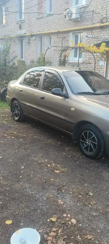 Продам ланос поляк. 2006. год 1.5 за машину не стыдно!? достойная. газ евро. зарегистрирован. сигнализация с обратной связью. обработана 2 года назад. владею 2 года. я второй хозяин. пробег 195000 хорошая музыка. по, машине ничего делать не нужно вообще. 370 тысяч. +79494288584 📞 звоните: +7(949)4288584 - фотография - 2