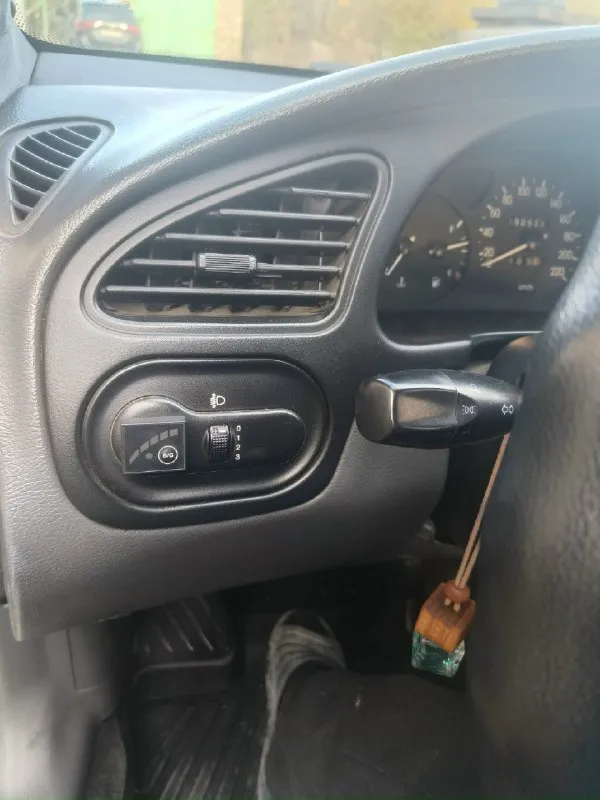 Продам ланос поляк. 2006. год 1.5 за машину не стыдно!? достойная. газ евро. зарегистрирован. сигнализация с обратной связью. обработана 2 года назад. владею 2 года. я второй хозяин. пробег 195000 хорошая музыка. по, машине ничего делать не нужно вообще. 370 тысяч. +79494288584 📞 звоните: +7(949)4288584 - фотография - 5