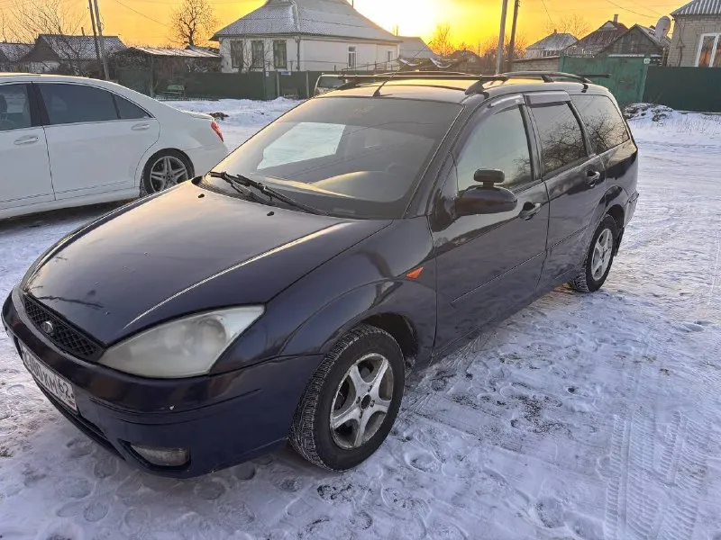 Продам ford фокус год выпуска 2004 1.6 роботает хорошо кпп механика 5-ти работает отлично не выбивает не хрустит ! состояние кузова на фото !!! салон в хорошем состоянии, электрика вся исправна, хорошая музыка с блетузом, резина зима + лето, комплектация – кондиционер, гидроусилитель руля, эл. зеркала, 2 стеклоподъемника! по документам чистый оформление на вас г харцызск цена 250 тисячь торг всё детально по телефону!!! +79490146200 телеком +79494559347 📲 tg: m. m.m. 📞 звоните: +7(949)0146200 - фотография - 2