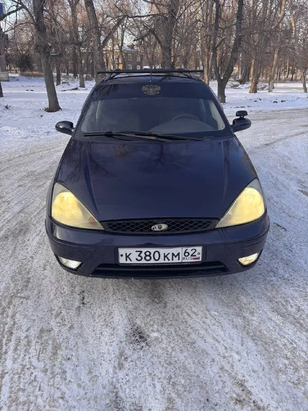 Продам ford фокус год выпуска 2004 1.6 роботает хорошо кпп механика 5-ти работает отлично не выбивает не хрустит ! состояние кузова на фото !!! салон в хорошем состоянии, электрика вся исправна, хорошая музыка с блетузом, резина зима + лето, комплектация – кондиционер, гидроусилитель руля, эл. зеркала, 2 стеклоподъемника! по документам чистый оформление на вас г харцызск цена 250 тисячь торг всё детально по телефону!!! +79490146200 телеком +79494559347 📲 tg: m. m.m. 📞 звоните: +7(949)0146200 - фотография - 4