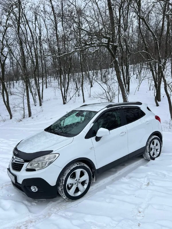 Продам opel mokka 2013 в супер состоянии!! дно идеальное, все болтики как новые! всего два хозяина!... - фотография