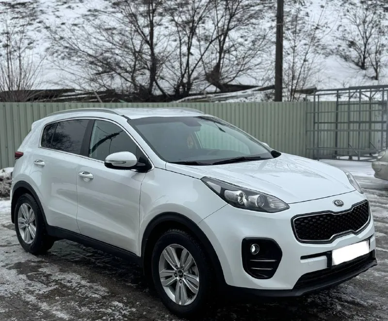 Продам kna sportage 2018 2.0автомат в идеальном состоянии без вложений 1хозяин за всю жизнь вся обслуженая мотор коробка 198.000пробега родного два комплекта ключей 4подёмника 4подогрева подогрев руля мульти руль новы блины колодки стойки автомобиль на твёрдую петерку готов к любым проверкам сигнализация авто запуском в машине не курили за машиной следили все остальные вопросы по телефону звоните в любое время !! +7949-467-65-94 цена 1.899.000₽ торг - фотография - 4