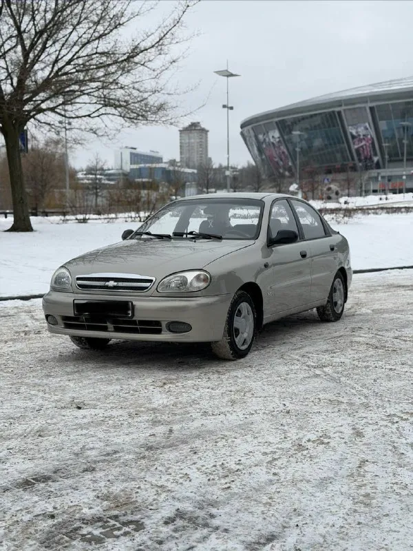 В продаже chevrolet lanos 2007 года выпуска, 1,5 двигатель, пробег оригинальный 142000 км, подтвержден автотекой и состоянием автомобиля! отличное техническое состояние все исправно все работе и в штатном режиме, очень ухоженный салон, чисто, пахнет, в машине никогда не курили ! комплектация максимальная, 2 стеклоподъемника, кондиционер, гидроусилитель работает отлично, за рулем автомобиля приятно находится и передвигаться на нем !!! звоните кого заинтересовал данный автомобиль цена 356 тыс руб - +7(949)322-89-14 алексей 📲 tg: @lexa04101992 📞 звоните: +7(949)3228914 - фотография - 3