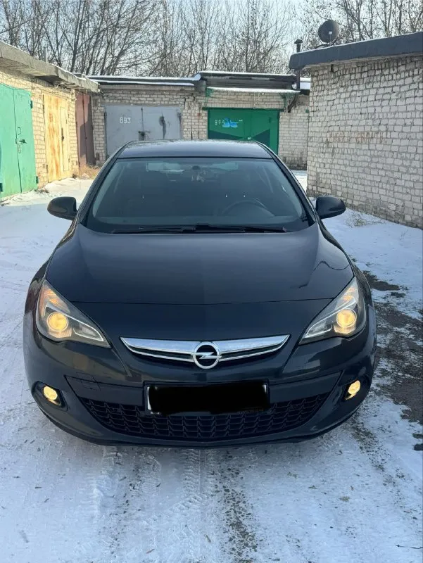 Продам! opel astra gts 2012 г. 1.4л. (140 л/с) коробка ат(автомат) - 6 ступенчатый ! родной пробег 180.000 тыс. один владелец! обслуживалась до 2022 г. у официального дилера ! хорошая комплектация ! авто в отличном состоянии как внешне так и технически ! без вложений ! мотор, коробка, ходая, (на отлично ) ! 10.10.2024 было проведение большое то ! заменили : цепь, фазики, помпа, масла, антифриз и тд… ! всегда все менялось вовремя ! чистый аккуратный, не курящий салон кожа-ткань. -линзованная оптика -круиз контроль -климат контроль -паркторник задний ( заводской) -парктроник передний ( заводской) -мульти руль -музыка bluetooth аux -бортовой компьютер -диски r-18 -подогрев сидений -полный комплект ключей - 2 шт. 🔑 -авs, esp -безопасность 6 подушек готов на любые проверки!автомобиль находится в горловке. цена: 1.085.000тыс. торг возле авто ! тел: +79495228963 - фотография - 2
