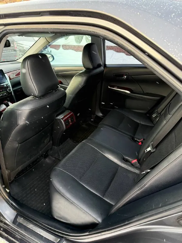 Toyota camry v50 2012г, 2.5 бензин, акпп, пер. привод. техника на отличном ходу, без ошибок. родной пробег 215 000 км. вся обслужена, без замечаний. по кузову 2 косметических окраса, остальное в родне. топ комплектация: кожаный салон, эл. регулировки, обогревы, камера заднего вида, раздельный климат, мультируль, круиз и прочее. юридически чист, 2 ключа, оригинал птс 1 450 000 р. тел. +79498438181 - фотография - 6