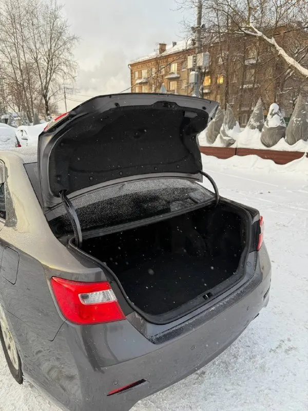 Toyota camry v50 2012г, 2.5 бензин, акпп, пер. привод. техника на отличном ходу, без ошибок. родной пробег 215 000 км. вся обслужена, без замечаний. по кузову 2 косметических окраса, остальное в родне. топ комплектация: кожаный салон, эл. регулировки, обогревы, камера заднего вида, раздельный климат, мультируль, круиз и прочее. юридически чист, 2 ключа, оригинал птс 1 450 000 р. тел. +79498438181 - фотография - 9