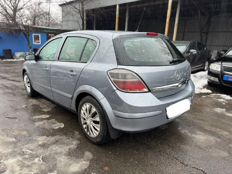 Opel astra h 2007 цена 510.000 +79493129579 1 хозяин стекла все родные даже лобовое 164.000 машина без дтп машина в очень хорошем состоянии полностью обслужена, делать ничего не надо самый надежный мотор 1.6 бензин, масло не ест и не дымит коробка механика, не выбивает и не дымит по кузову без коррозии и дыр, пороги целые, низа дверей целый, дно без проблем хорошая комплектация, климат контроль, стеклоподъемники, подогревы сидений, подогрев заднего стекла, мультируль, новая шипованная зимняя резина осмотр донецк +79493129579 📞 звоните: +7(949)3129579 - фотография - 4