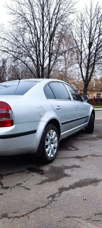 Продам skoda супер б 2007г. 1.8 т пробег 232000коробка работает отлично без пинков рывков. двигатель работает ровно без проблем. новая резине. новый аккумулятор. обслужена. зелёная автотека. г.донецк. 680000. +79496037821 📲 tg: максим максимов 📞 звоните: +7(949)6037821 - фотография - 3
