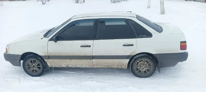 Продам volkswagen пассат б3 1990 в хорошем состоянии двигатель, кпп ходовка в идеале остальные вопросы звоните+79491028438 📲 tg: саня 📞 звоните: +7(949)1028438 - фотография - 2