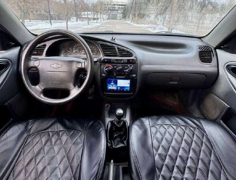 🇰🇵 chevrolet lanos 💰цена: 290 000р 🏢город: мариуполь 📅год выпуска: 2010 🧾пробег: 177 710 км. ⚙️двигатель: 1.5 ⛽топливо: бензин ⚙️кпп: механика 📞 телефон: +7-989-263-55-56 +7-949-727-41-51 +7-949-551-91-52 💾 описание: ✅ отличное техническое и внешнее состояние ✅ оригинальный пробег ✅ кузов без коррозии ✅ птс оригинал ✅ красивый цвет ✔️ кондиционер, зимняя резина на литых дисках, подушка безопасности, электростёкла, android магнитола, led птф, центральный замок, гидроусилитель руля, eva-коврики. улица шевченко 2️⃣6️⃣9️⃣ - фотография - 8