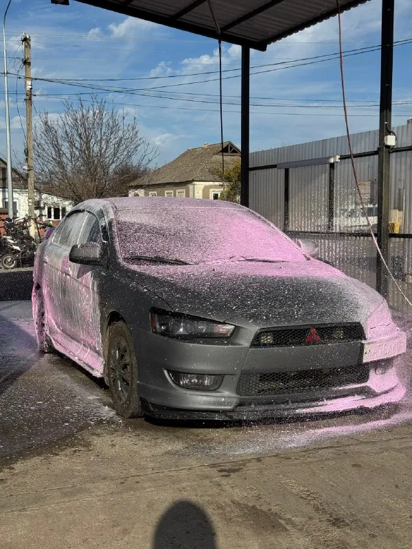 Mitsubishi lancer x rest. 2011 год, 2.0 атмосферник, 150 л. с родных /cvt (прошита stage 1) 1 020 000₽, торг у капота реальному покупателю. критиков и диванных экспертов просьба не беспокоить!!! пробег 242 тыс миль. сделана капиталка 10 т назад. коробка работает ровно машина обслужена полностью. ходовая вся в идеале замена масла каждые 6 тыс км. в машине работает все. стоит хороший свет, новые туманки новый акб климат, круиз, электро регулировка зеркал. abs, esp резина зимняя r16, лето r17 отдам в подарок с дисками музыка 2 din mekede (саб jbl) 2 усилка мультируль автозапуск starline новая версия, 2 ключа днище обработано, не гнилая от слова совсем кузов окрашен в raptor, обесшумлен. не боится царапин. готова к любым проверкам. состояние сел и поехал. в машину вложили душу. +79494690930 📞 звоните: +7(949)4690930 - фотография - 2