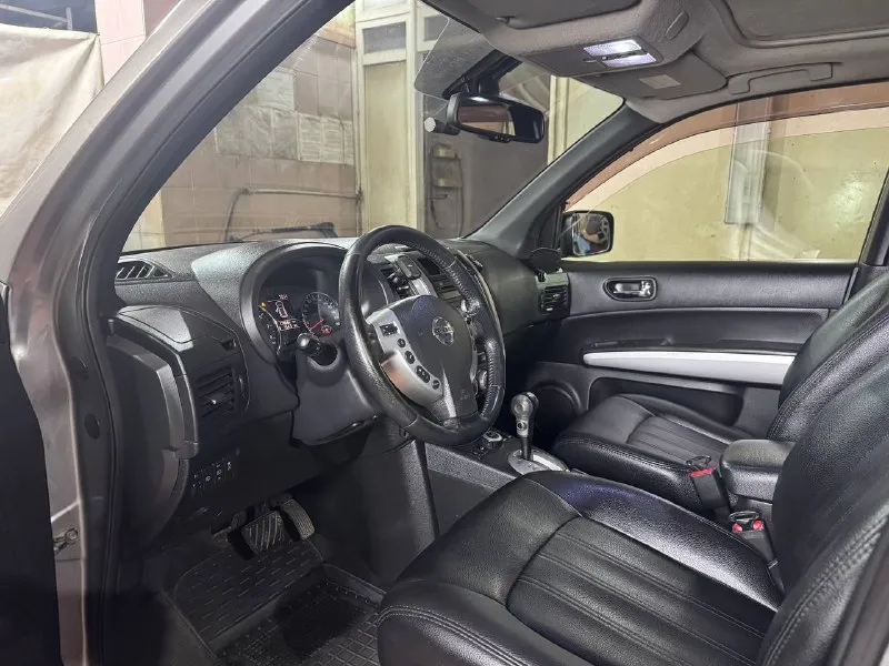 Продам свой nissan x-trail. автомобиль был куплен у официального дилера. машина в отличном состоянии... - фотография