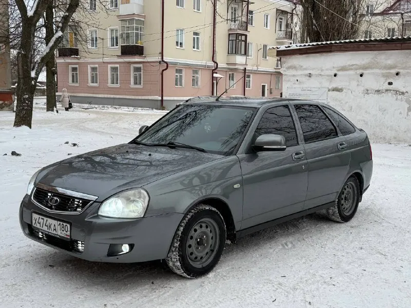 Продам lada priora 2013 год автомобиль в идеальнейшим состоянии!!! я второй хозяин за всё время родной пробег 132тыс вся в родном окрасе без дтп! без сколов и тд хранилась в теплом гараже! в машину вложено душа и много денег! переодета в приора 2 родные бампера и стопы имеются выхлоп субару саунд полная трасса хорошая акустика буфер усилитель и тд везде led лампы фсо два этажа сигнализация с автозапуском зима новая и многое другое! цена 500 тыс руб срочно!! +7 (949) 532-36-51 если не дозвонитесь пишите в telegram - фотография - 2