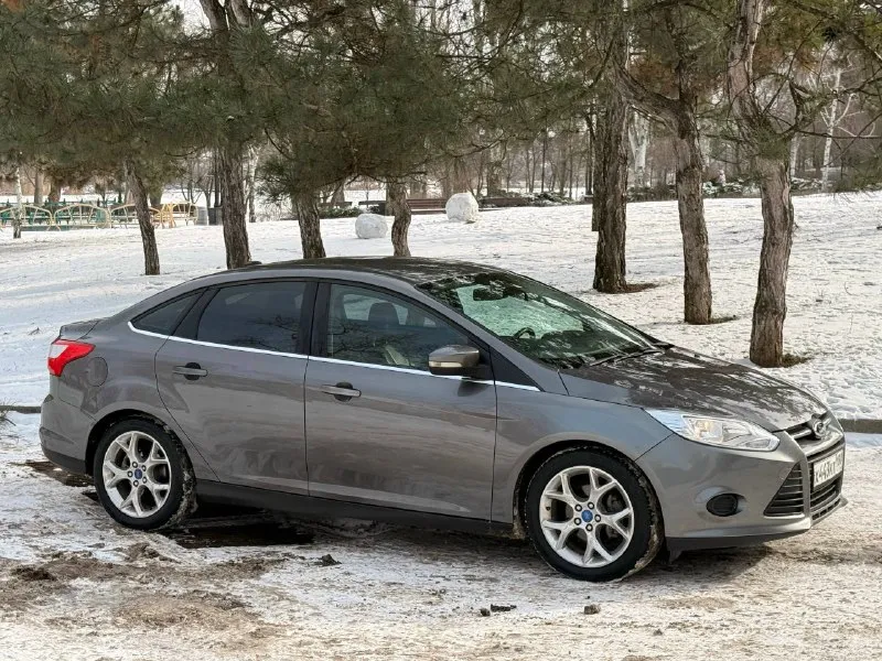 Г. донецк +7 (949) 082-55-17 продам ford focus 3 2012 год 🔥 комплектация sel 🔥 мотор 2.0 156 лс 🔥 пробег 230.00 🔥 автотека зеленая 🍏 акпп автомат 🔥 возможен обмен 🍏 автомобиль в идеальном состоянии, 2 собственника 🔥 очень редкая комплектация sel которая шла на рынок usa 🔥 кожаные сиденье с электрорегулировками🔥 заводская акустическая система со встроеным саббуфером - фотография - 3