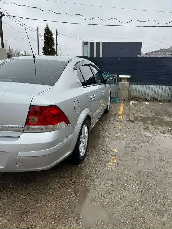 Продам opel astra h. 2008 г. в. мотор 1.6 бензин (115л. с. ), коробка механика. комплектация cosmo. находится в краснодаре. установлено 4 го поколения. два комплекта резины телефон: +79953205225 telegram: +79493124530 📞 звоните: +7(949)3124530 - фотография - 4