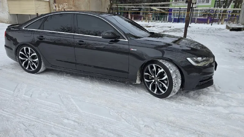 Audi a6 sline 3.0 tfsi, коробка zf8hp, 2012 г. в. 179000 км. безключевой доступ, подогрев вентиляция сидений, датчики слепых зон, эл. люк, диодная оптика, диски r 20 ( 2 комплекта резины) предмаксимальная комплектация, обслужена в отличном техническом и кузовом состоянии подробнее по телефону +79493566908. 2100000 руб 📞 звоните: +7(949)3566908 - фотография - 4