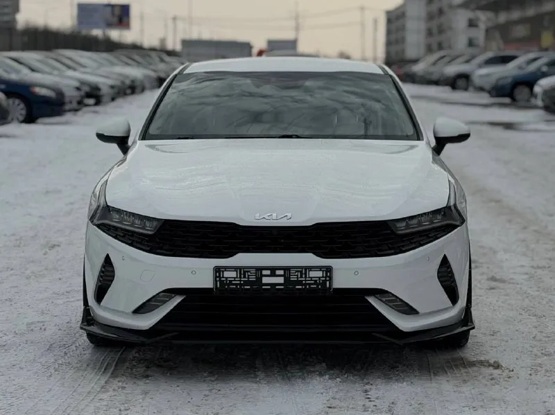 🚙Марка: kia k5
⚙️Двигатель 2.0л
⛽️Вид топлива:бензин
📅Год выпуска:  2021  год 
💴Цена: 2.100.000₽
📝:Описание
• Антиблокировочная система
• Антипробуксовочная система
• Система помощи при экстренном торможении
• Датчик давления в шинах
• Подушки безопасности водителя с защитой коленей
• Подушки безопасности пассажира
• Боковые передние подушки безопасности
• Иммобилайзер
• Бортовой компьютер
• Круиз-контроль
• Датчик света
• Датчик дождя
• Запуск двигателя с кнопки
• Система доступа без ключа
• Электрорегулировка сиденья водителя
• Электростеклоподъемники передние и задние
• Электропривод зеркал
• Климат-контроль
• Подогрев сидений водителя, пассажира и задних пассажиров
• Подогрев руля
• Обогрев зеркал
• Обогрев лобового стекла
• Мультифункциональное рулевое колесо
• Беспроводная зарядка для телефона
• Кожаная обивка салона
• Отделка кожей рычага кпп
• Передний центральный подлокотник
📍•Город мариуполь
Ул куприна 10
📞 🇷🇺 Звоните:
+7-949-4999-180
+7-949-5000-980 - фотография - 2