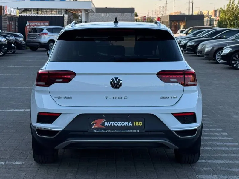 🚗🅰️🅰️🅰️ 🚘марка: volkswagen t-roc ⚙️двигатель: 1.5 ⛽️топливо: бензин 📦коробка автомат (gsg) 📅год выпуска: 2022 💴цена: 2.300.000₽ 🗺пробег:60.000 км 📱номер телефона: +7-949-4999-180 +7-949-5000-980 - авто в очень в хорошем состоянии -eco-режим. -кожаный салон - подогрев передних сидений -подогрев задних сидений -подогрев руля - подогрев зеркал - раздельный климат-контроль 4 зоны - мультируль - адаптивный круиз-контроль accs -система адаптивного освещения дороги afs -система контроля усталости водителя - камера заднего вида - старт-стоп, стоп старт - иммобилайзер - бесключевой доступ -автозапуск - акустика, aux, bluetooth, usb, gps (система смм), голосовое управление. качественная акустическая система -датчик света -датчик дождя -led-оптика, -дистроник, удержание в полосе и датчик слепых зон -аварийное торможение при угрозе столкновения -пневмо подвеска 📞 🇷🇺 звоните: +7-949-4999-180 +7-949-5000-980 📍•город мариуполь ул куприна 10• - фотография - 5
