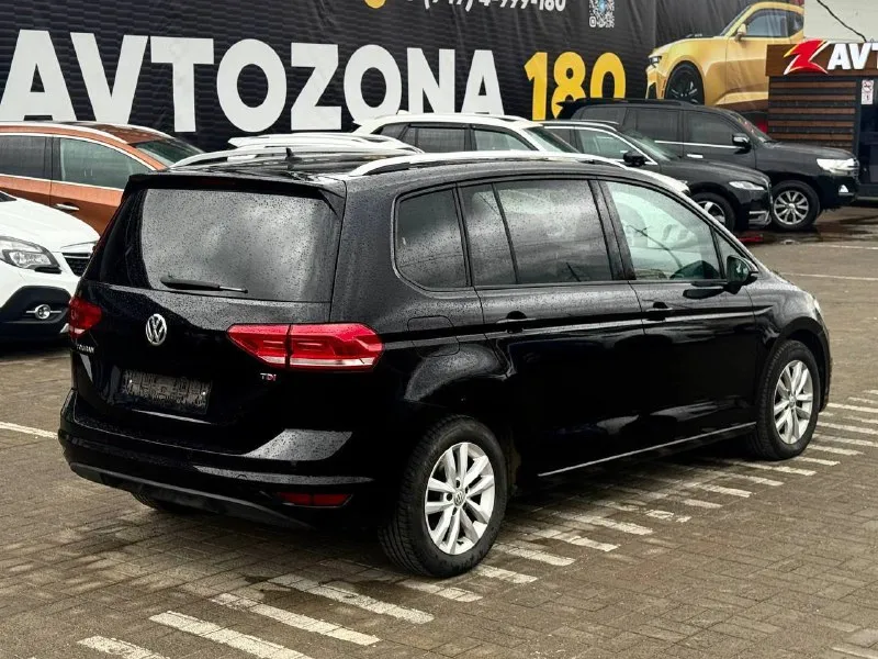 🚗🅰️🅰️🅰️ 🚘марка: volkswagen touran ⛽️вид топлива:дизель 📦кпп :механика ⚙️двигатель 1.6л turbo 📅год выпуска: 2017 💴цена: 2.200.000 т/руб ⬇️ 🗺пробег:118.000км 📱номер телефона: +7-949-4999-180 +7-949-5000-980 • подогрев сидений •эл стеклоподъемники • подогрев зеркал • кондиционер •акустика, aux, usb, 📍город мариуполь ул куприна 10 📞 🇷🇺 звоните: +7-949-4999-180 +7-949-5000-980 - фотография - 4