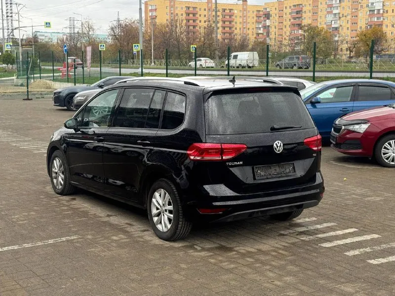 🚗🅰️🅰️🅰️ 🚘марка: volkswagen touran ⛽️вид топлива:дизель 📦кпп :механика ⚙️двигатель 1.6л turbo 📅год выпуска: 2017 💴цена: 2.200.000 т/руб ⬇️ 🗺пробег:118.000км 📱номер телефона: +7-949-4999-180 +7-949-5000-980 • подогрев сидений •эл стеклоподъемники • подогрев зеркал • кондиционер •акустика, aux, usb, 📍город мариуполь ул куприна 10 📞 🇷🇺 звоните: +7-949-4999-180 +7-949-5000-980 - фотография - 6