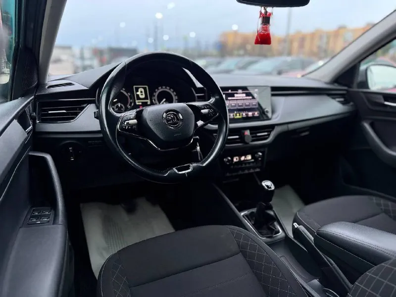 🚗🅰️🅰️🅰️ 🚘марка: škoda rapid ⚙️двигатель: 1.6 ⛽️ топливо:бензин 📅год выпуска: 2020 📦кпп:механика 💴цена: 1.530.000₽ 📱номер телефона: +7-949-4999-180 +7-949-5000-980 📝описание: - климат контроль - 4 эл стеклоподъемники -эл регулировки зеркал -парктроники -мульти руль -сидения с боковой поддержкой -подогревы сидений -акустика аux usb автомобиль в отличном состоянии вложений не требует авто полностью обслужено 📍•город мариуполь ул куприна 10 • 📞 🇷🇺 звоните: +7-949-4999-180 +7-949-5000-980 - фотография - 7