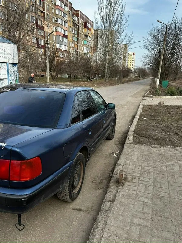 Продам немецкий надёжный лайнер audi 100c4 1992год мотор 2.0 бензин стоит карбюратор солекс в семье нажодится 3 года за это время ни разу не подводила доедет куда угодно много чего поменяно рулевые наконечники поворотные кулаки ремень гура бачок охлаждающей жидкости все подушки рычаги салейнблоки задней балки патрубки охлаждения радиатор стоит газ евро2 но надо подключать есть ещё куча запчастей отдам всë с ней 180000₽ торг +79494881832 полное переоформление 📞 звоните: +7(949)4881832 - фотография - 3