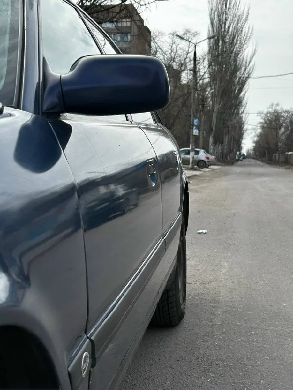 Продам немецкий надёжный лайнер audi 100c4 1992год мотор 2.0 бензин стоит карбюратор солекс в семье нажодится 3 года за это время ни разу не подводила доедет куда угодно много чего поменяно рулевые наконечники поворотные кулаки ремень гура бачок охлаждающей жидкости все подушки рычаги салейнблоки задней балки патрубки охлаждения радиатор стоит газ евро2 но надо подключать есть ещё куча запчастей отдам всë с ней 180000₽ торг +79494881832 полное переоформление 📞 звоните: +7(949)4881832 - фотография - 5