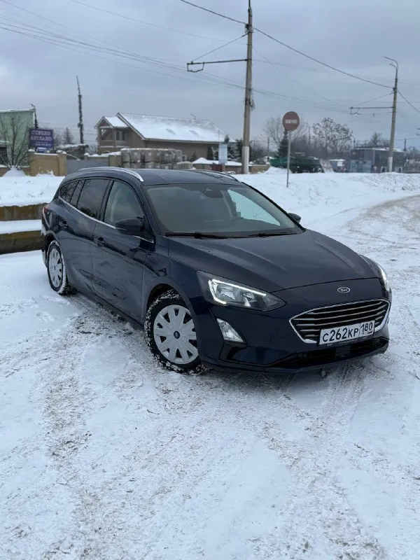 Продажа ford focus iv, 2019 г. в., автомат, 1.5 tdci, дизель, 194.000 км пробег, из германии. универсал, передний привод, расход 4,5 л. 2 ключа. 2 комплекта колес! без adblue!!! 8-акпп - aisin! доступ и заводка без ключа, навигация, android, carplay, раздельный круиз-контроль, датчик мертвых зон, предупреждение столкновения, помехи сбоку, ограничитель скорости, датчик удержания полосы, парктроники перед/зад, датчики света и дождя, и другие полезные функции. в багажнике запаска и домкрат! новый аккумулятор, после обслуживания. 💳 1.470.000 руб. 📲 +79493678727 📞 🇷🇺 звоните: +79493678727 - фотография - 3