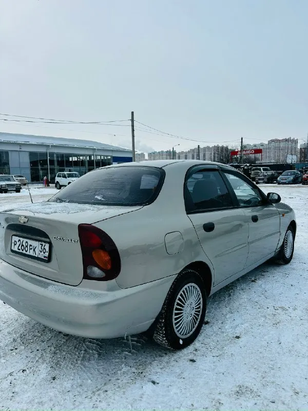 Продаю ланос 2007 г выпуска в максимальной комплектации, кондиционер работает мотор 1.5 работает иде... - фотография