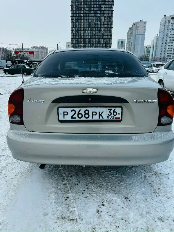 Продаю ланос 2007 г выпуска в максимальной комплектации, кондиционер работает мотор 1.5 работает идеально не дымит не троит, ходовая часть вся обслужена в данный момент без каких либо вложений. кузов не гнилой стаканы заводские без коррозии салон чистый не прокуренный зимняя резина р 14 продажа срочная цена без. торга 290 т +79491031375 📞 звоните: +7(949)1031375 - фотография - 3