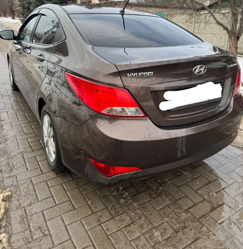 ✅цена 880 т руб. год. 2015 hyundai solaris машинка по технике все в идеале по двигателю по коробке все чётко в отличном состоянии все идеально. работает без вложений я хозяин. коробка автомат двигатель. 1.6. 123л. пробег. 186 тысячи кузов рестайлинг. ☎+79495695833. донецк. с полным переоформлением мрэо - фотография - 2