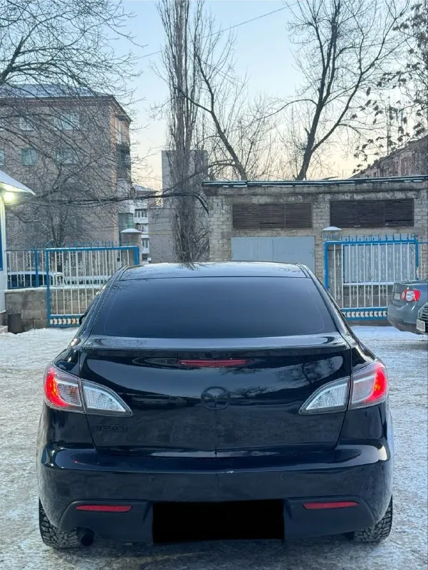 Mazda 3 bl мазда 3 💰670.000💰 1.6 мт 2011г мотор идеальное состоянии, не дымит, не троит, масло вообще не ест! коробка механика классическая без нареканий ! не хрустит, не выбивает, без проблем ходовая без стуков, ничего не гремит, не стучит! не куда не тянет! вложений не требует, техничка сел и уехал, без проблем! без гнили, красивая машинка салон чистый, и ухоженный 👍 музыка с bt играет хорошо, печка работают, фары светят все лампочки которые должны, расход бензина 6-8 литров документы чистые, без запретов, без штрафов, любое переоформление в мрэо с моим присутствием! осмотр г. макеевка связь +79494890856 цена 670.000 руб 🎁 срочно нужны деньги! - фотография - 4